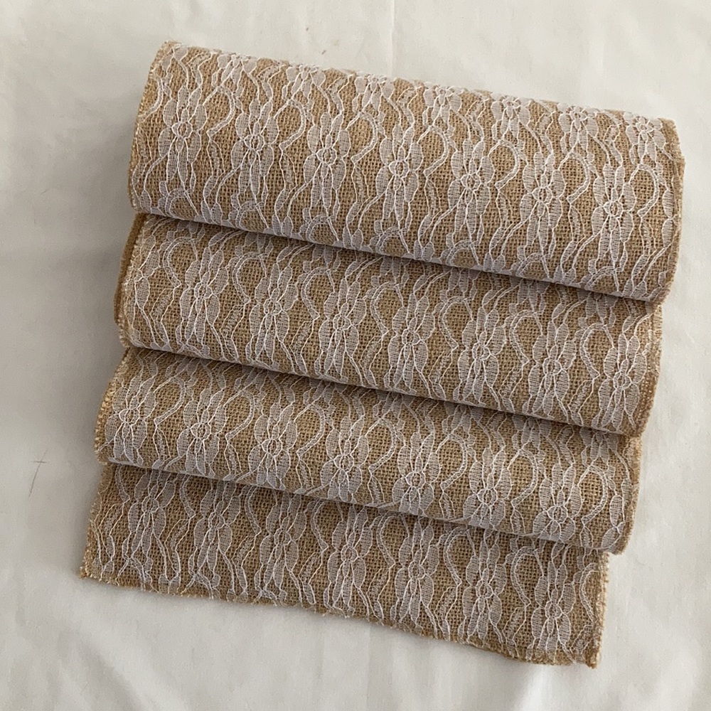 Table Runner - Picture 3 of 8